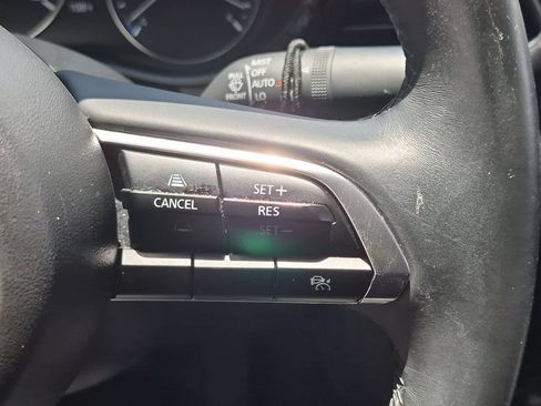 Used 2025 MAZDA MAZDA3 s FWD image 21