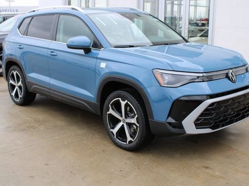 New 2026 Volkswagen Taos SEL AWD/4WD image 1