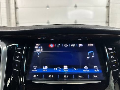 Used 2019 Cadillac Escalade ESV Premium Luxury AWD/4WD image 32
