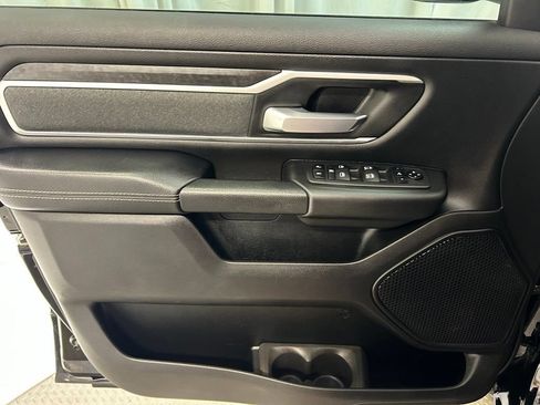 Used 2022 RAM 1500 Big Horn AWD/4WD image 5