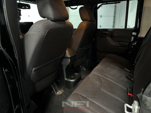 Used 2014 Jeep Wrangler Unlimited Sport w/ Quick Order Package 24S AWD/4WD image 41