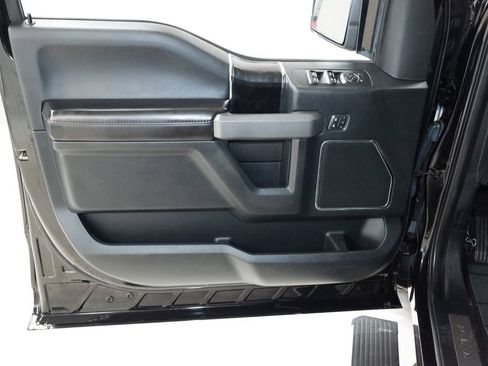 Used 2020 Ford F150 Platinum w/ Equipment Group 701A Luxury AWD/4WD image 9
