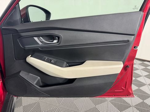 Used 2023 Honda Accord EX image 32
