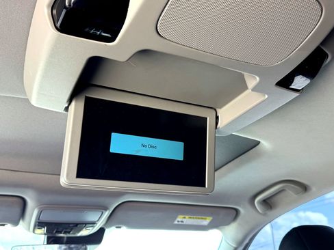 Used 2019 Honda Pilot Elite image 23