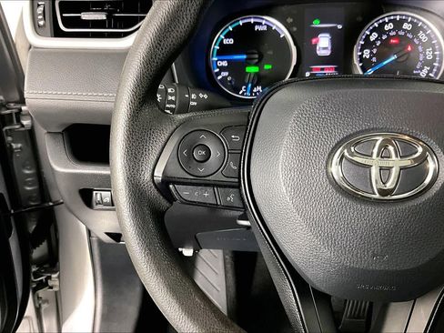 Used 2021 Toyota RAV4 XLE image 22
