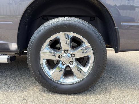 Used 2018 RAM 1500 Express w/ Express Value Package AWD/4WD image 36