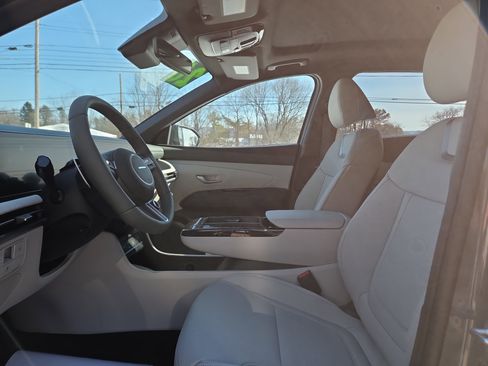 New 2026 Hyundai Tucson Limited image 12