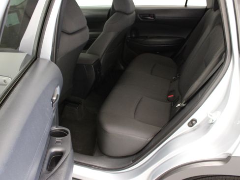 Used 2024 Toyota Corolla Cross LE FWD image 27