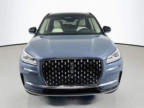 Used 2025 Lincoln Corsair Reserve w/ Equipment Group 202A AWD/4WD image 6