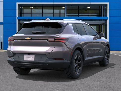 New 2026 Chevrolet Equinox EV LT image 4