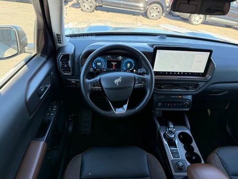 Used 2025 Ford Bronco Sport Outer Banks w/ Outer Banks Tech Package+ image 6