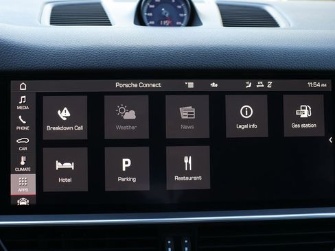 Used 2021 Porsche Cayenne Coupe image 31