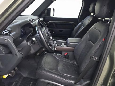 Used 2021 Land Rover Defender 110 X image 3