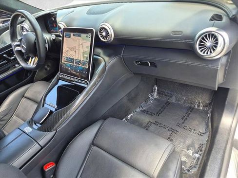 Used 2022 Mercedes-Benz SL 63 AMG 4MATIC image 19