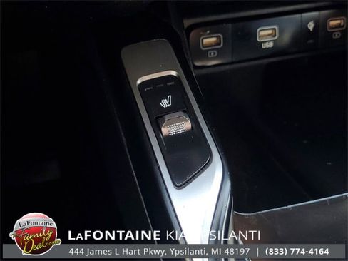 Used 2023 Kia Sorento EX image 22