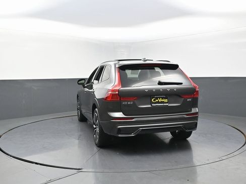 Used 2023 Volvo XC60 B5 Plus image 7