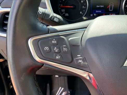 Used 2023 Chevrolet Equinox LT FWD image 22