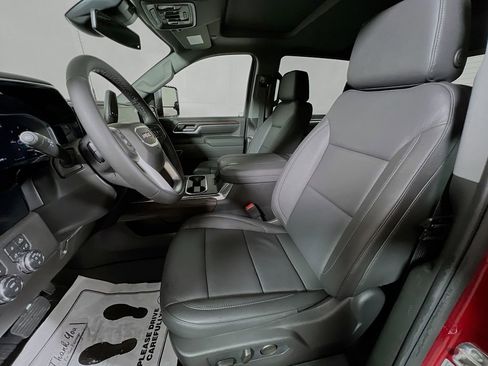 New 2026 GMC Sierra 3500 SLT w/ SLT Convenience Package image 14