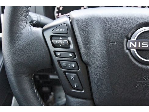 Used 2025 Nissan Frontier SV w/ SV Convenience Package RWD image 19