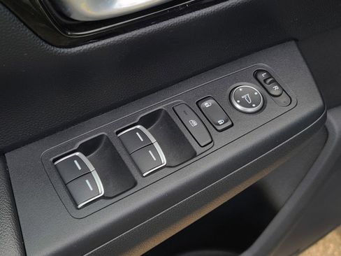 Used 2023 Honda CR-V EX-L image 11