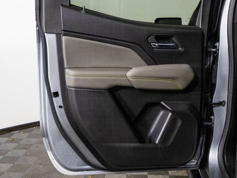 Used 2026 Chevrolet Colorado ZR2 w/ Technology Package image 35