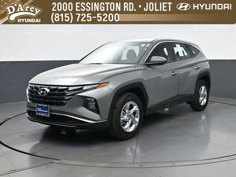 Certified 2024 Hyundai Tucson SE image 1