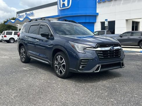 Used 2025 Subaru Ascent Touring w/ Popular Package #1 AWD/4WD image 2