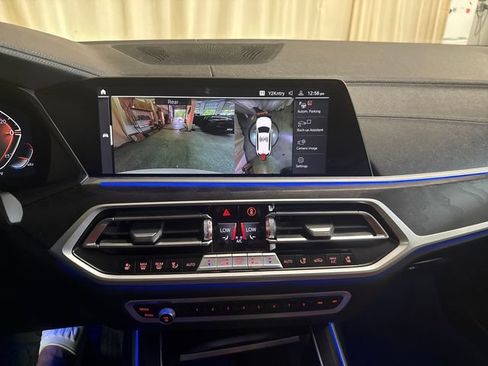 Used 2022 BMW X7 xDrive40i w/ Premium Package AWD/4WD image 26