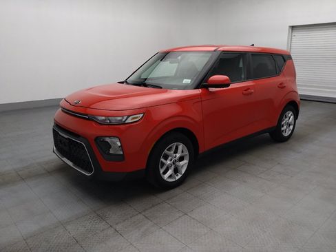 Used 2021 Kia Soul S FWD image 2