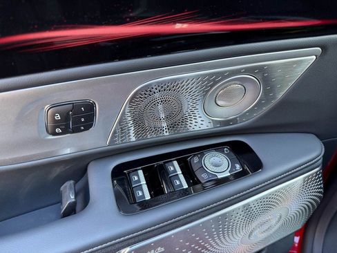 New 2026 Lincoln Nautilus Reserve image 14