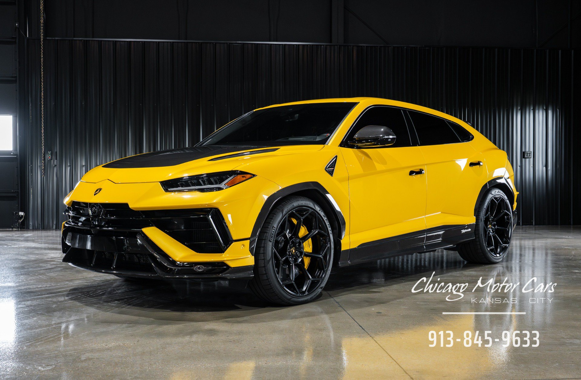 Used 2024 Lamborghini Urus Performante AWD/4WD image 1