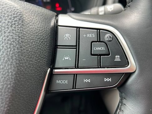 Certified 2026 Toyota Grand Highlander FWD image 19
