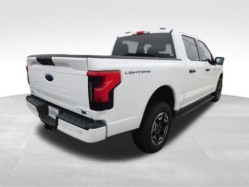 Used 2023 Ford F150 Lightning XLT image 8