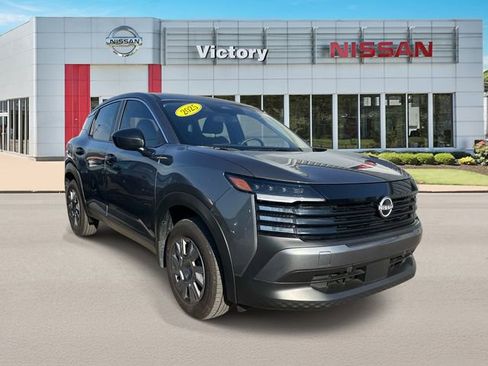 Certified 2025 Nissan Kicks S image 1