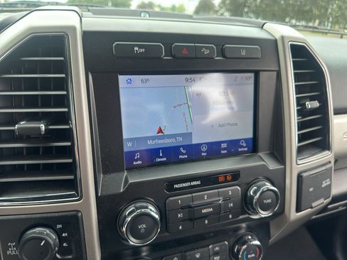 Used 2020 Ford F250 Lariat w/ Lariat Ultimate Package AWD/4WD image 28