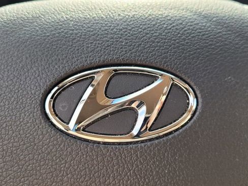 Used 2017 Hyundai Tucson SE image 30