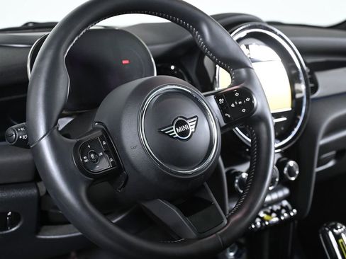 Used 2024 MINI Cooper SE image 12