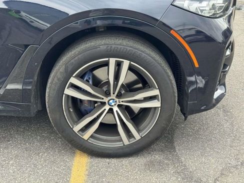 Used 2021 BMW X7 xDrive40i w/ M Sport Package AWD/4WD image 6