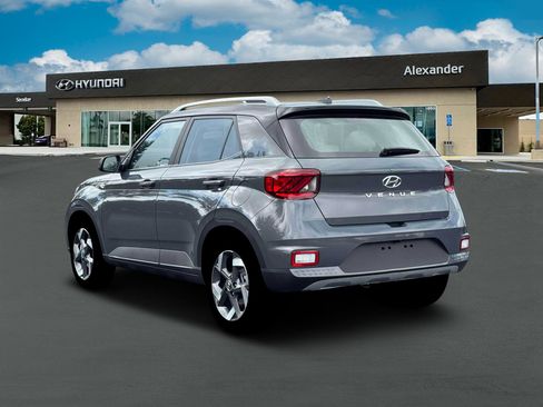 New 2026 Hyundai Venue SEL image 5