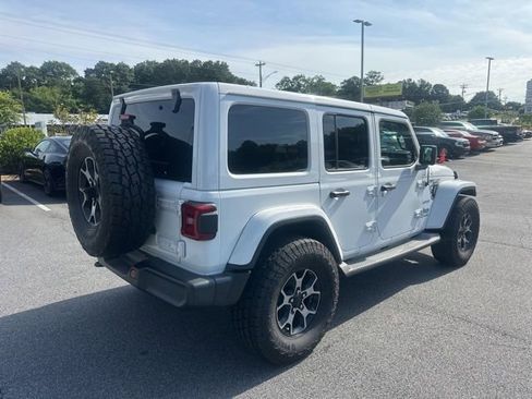 Used 2018 Jeep Wrangler Unlimited Sahara w/ Dual Top Group AWD/4WD image 3