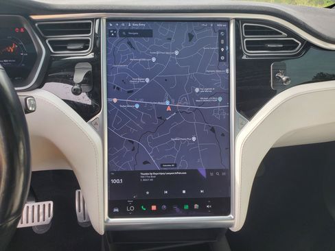 Used 2016 Tesla Model X Performance AWD/4WD image 41