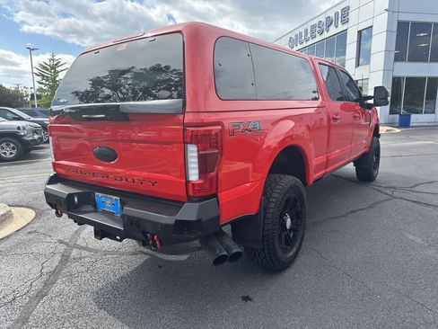 Used 2018 Ford F250 Lariat w/ Lariat Ultimate Package image 3