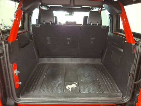 Used 2023 Ford Bronco Wildtrak image 13