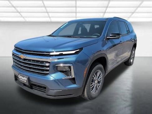 New 2026 Chevrolet Traverse LT w/ Driver Confidence Package FWD image 31