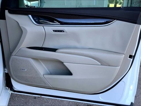 Used 2016 Cadillac XTS Luxury w/ Driver Awareness Package image 22