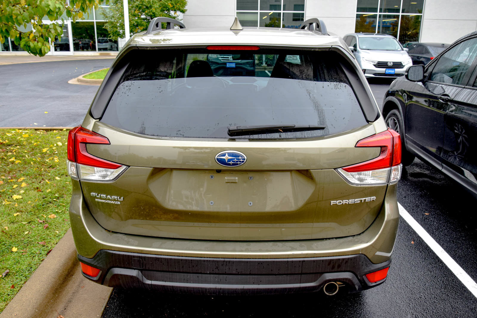 Used 2023 Subaru Forester Limited AWD/4WD image 6