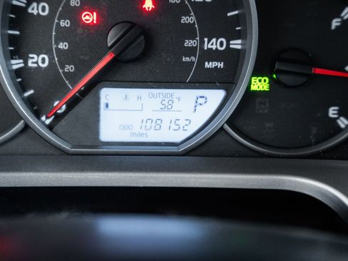 Used 2016 Toyota RAV4 LE image 36