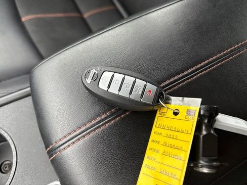 Used 2022 Nissan Altima 2.5 SR image 11