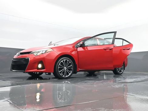 Used 2015 Toyota Corolla S Premium image 33