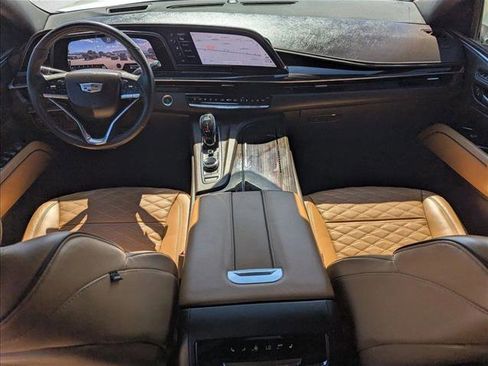 Used 2021 Cadillac Escalade Premium Luxury image 15